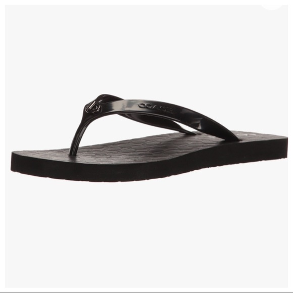 coach abbigail flip flops